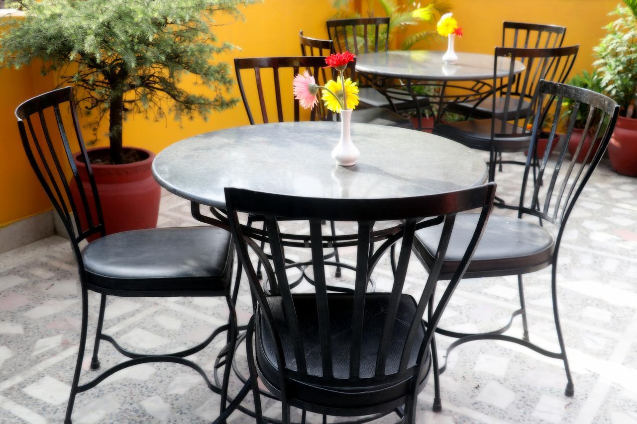 Ausfinn Hotel Metro Inn Kathmandu Ngoại thất bức ảnh