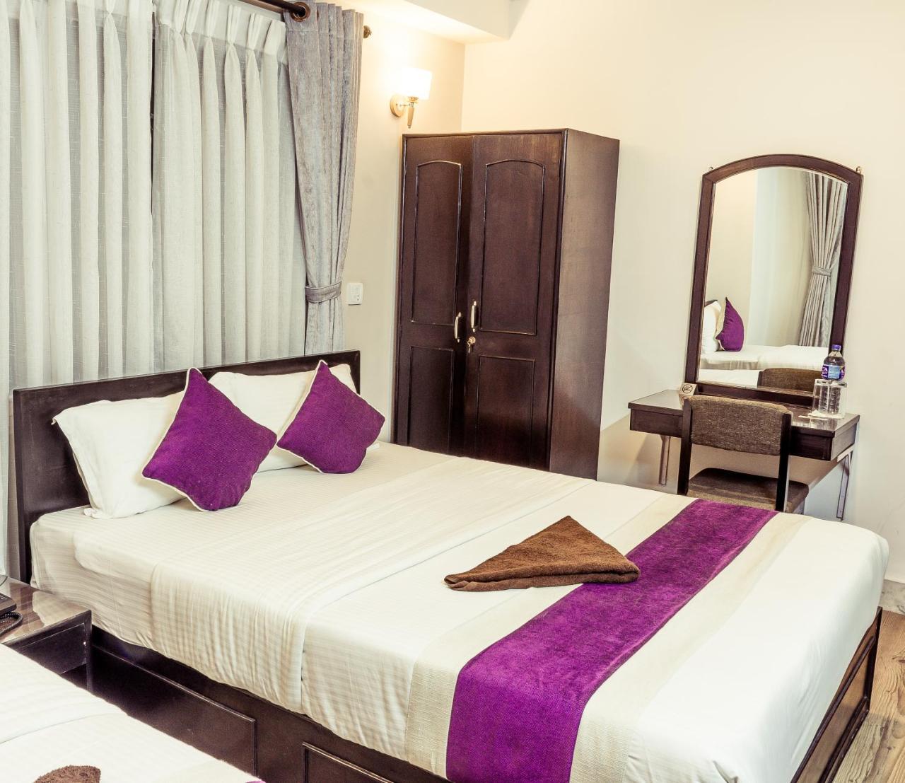 Ausfinn Hotel Metro Inn Kathmandu Ngoại thất bức ảnh