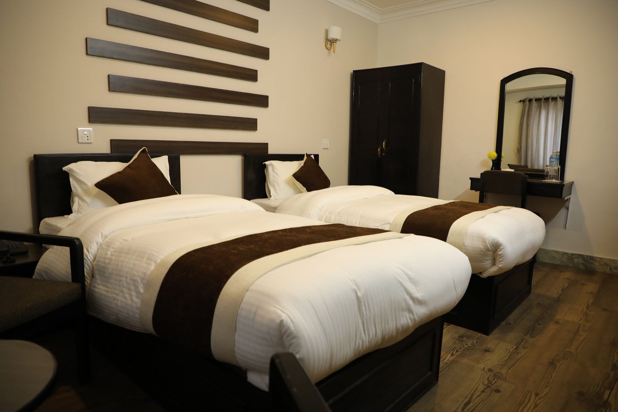 Ausfinn Hotel Metro Inn Kathmandu Ngoại thất bức ảnh