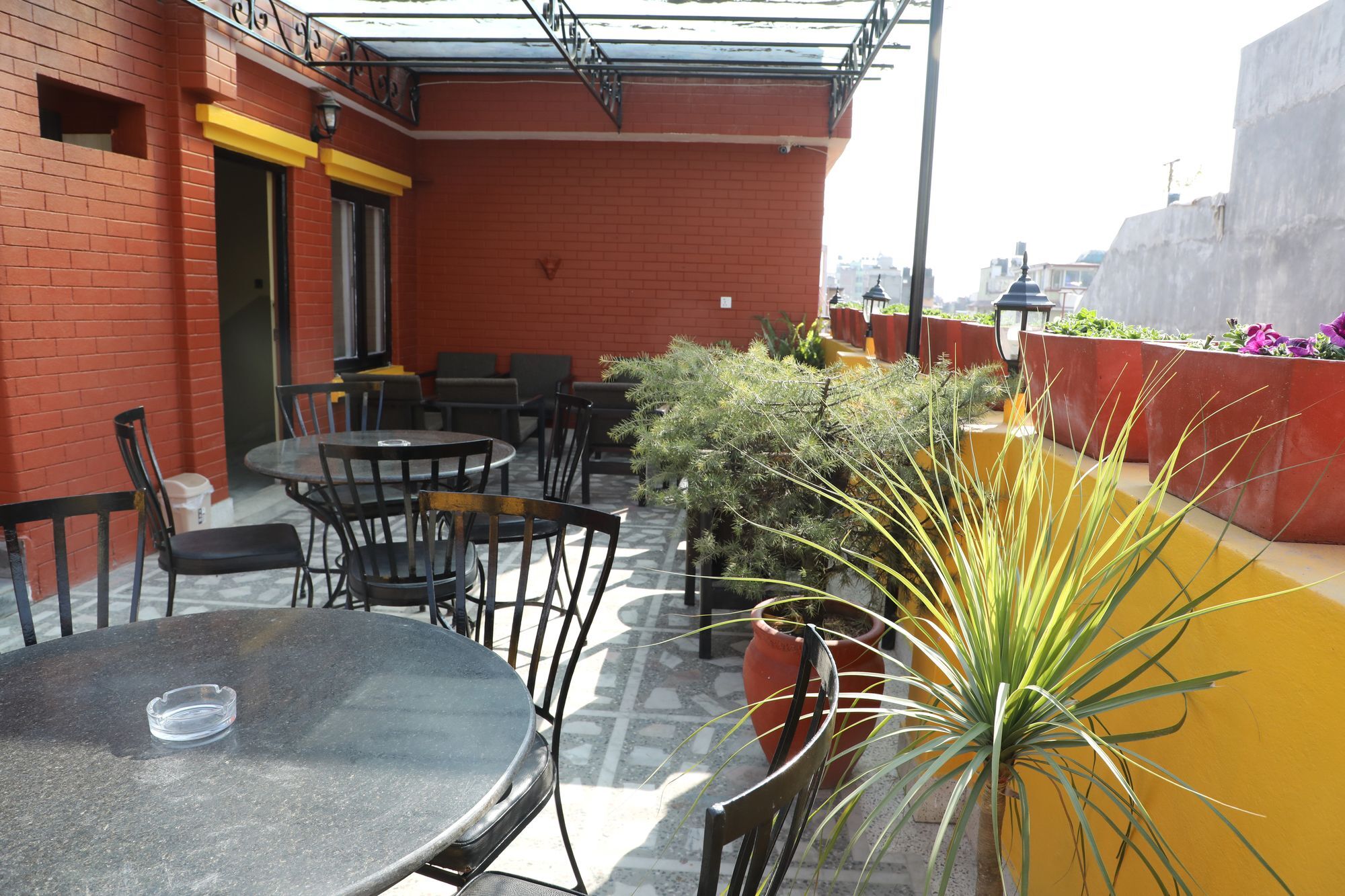 Ausfinn Hotel Metro Inn Kathmandu Ngoại thất bức ảnh